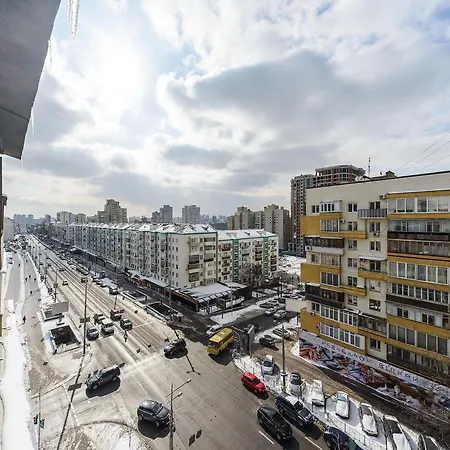 по улице большая васильковская, 101 Apartment