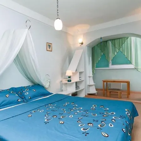 по улице большая васильковская, 101 * Kyiv