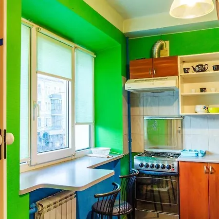 Apartment по улице большая васильковская, 101